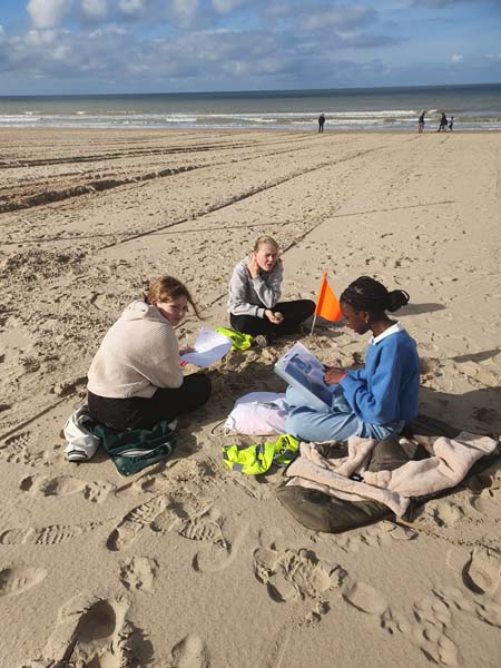 Atheneum Malle GWP1 aan zee