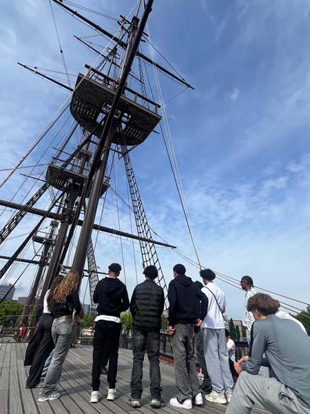 Atheneum Malle GWP4 in Amsterdam