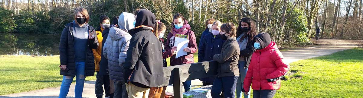 Atheneum Malle 1B op biotoopstudie in kasteelpark De Renesse