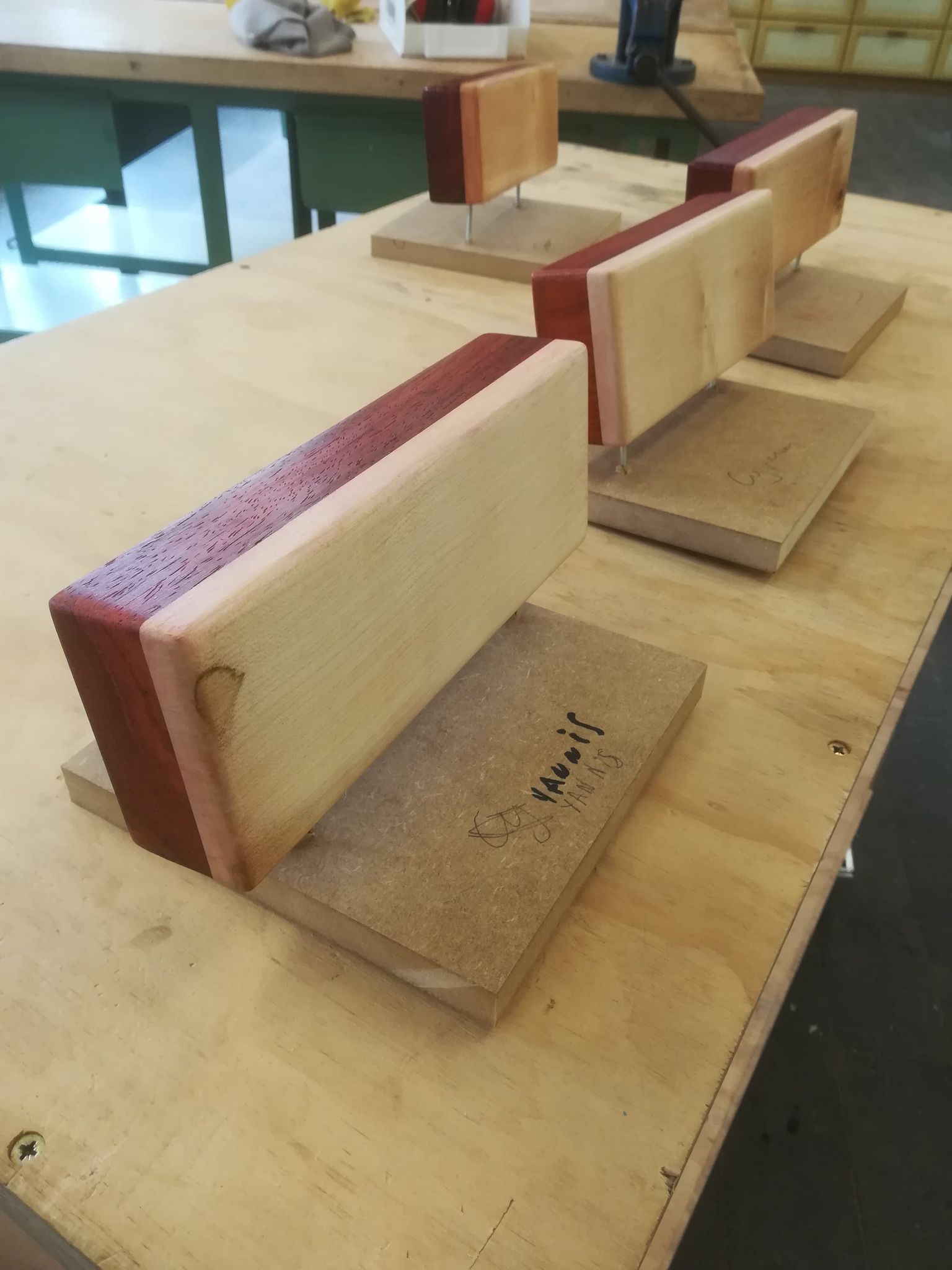 Atheneum Malle 3 Hout maakt woodblocks voor percussie