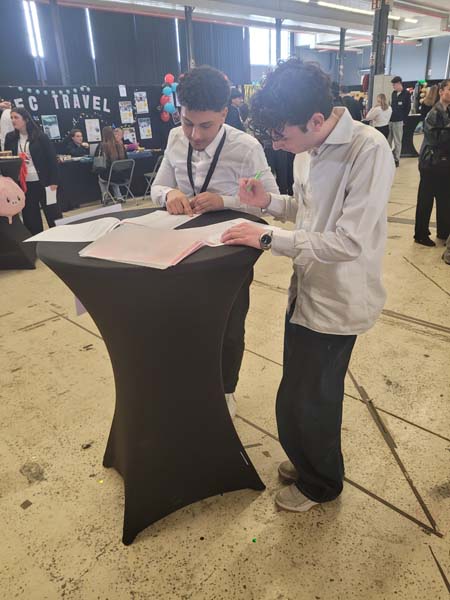 Atheneum Malle Belfairbeurs in Namen