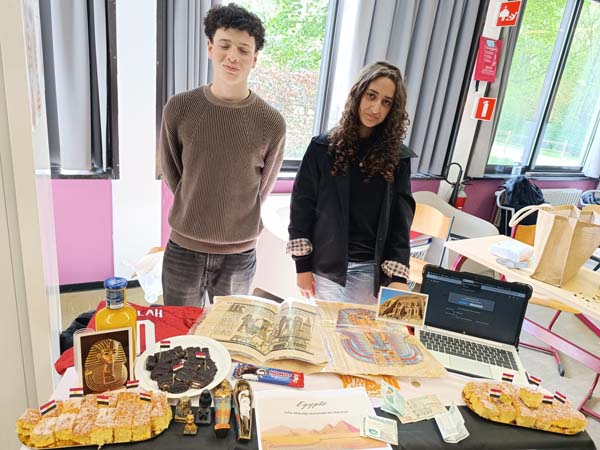 Atheneum Malle Diversiteitskraampjes medische koffers