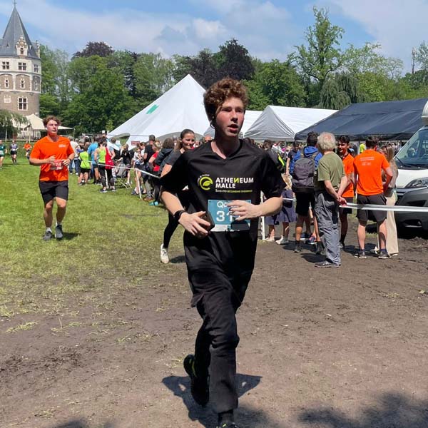 Atheneum Malle 10 miles van Malle Atheneum Malle 10 miles van Malle