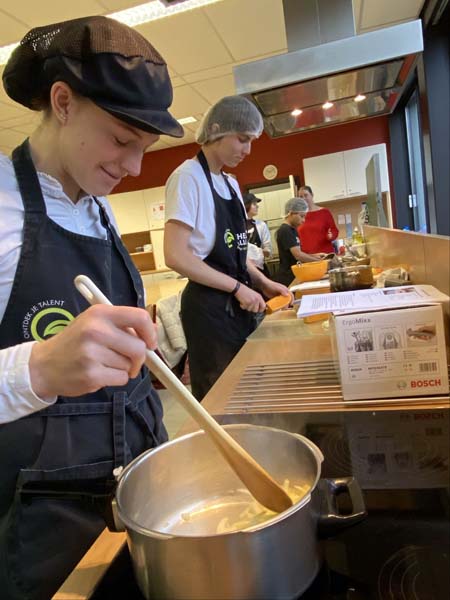 Atheneum Malle 5STW en OKAN koken samen