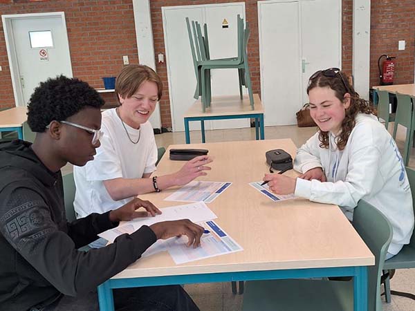 Atheneum Malle OKAN ontvangt Maris Stella