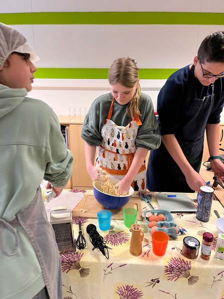 Atheneum Malle Didasco Bake-Off