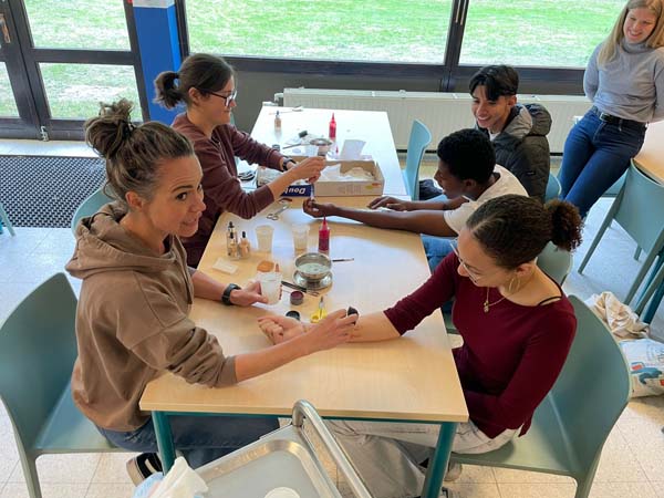 Atheneum Malle GWP3 op school Atheneum Malle GWP3 op school