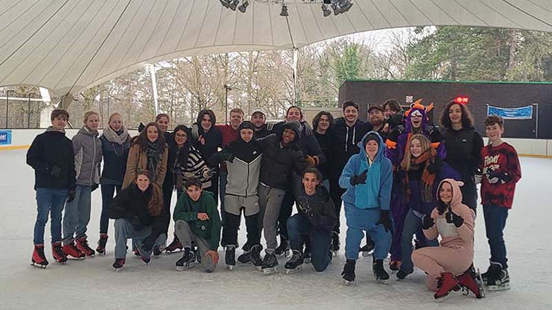 Atheneum Malle schaatst het jaar uit