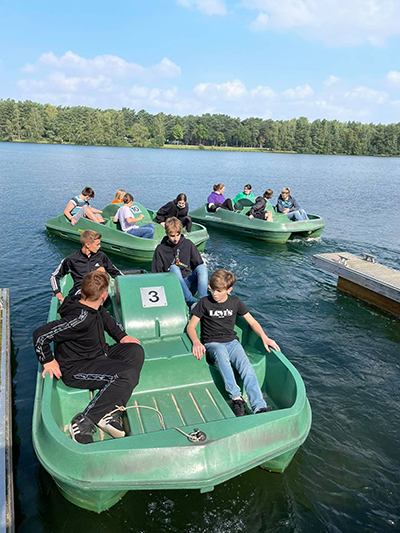 Atheneum Malle onze klassen doen aan teambuilding