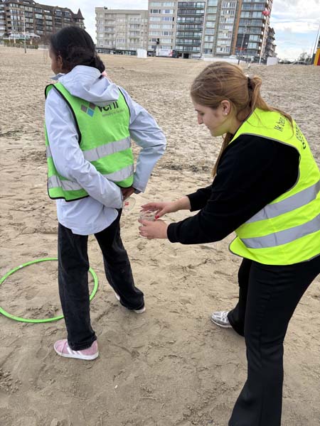 Atheneum Malle GWP1 aan zee