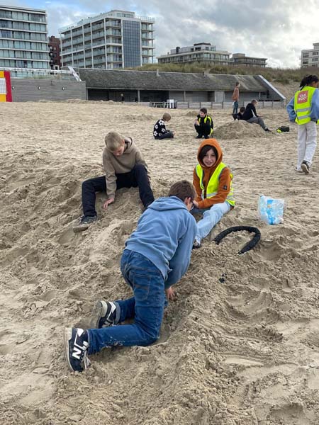 Atheneum Malle GWP1 aan zee